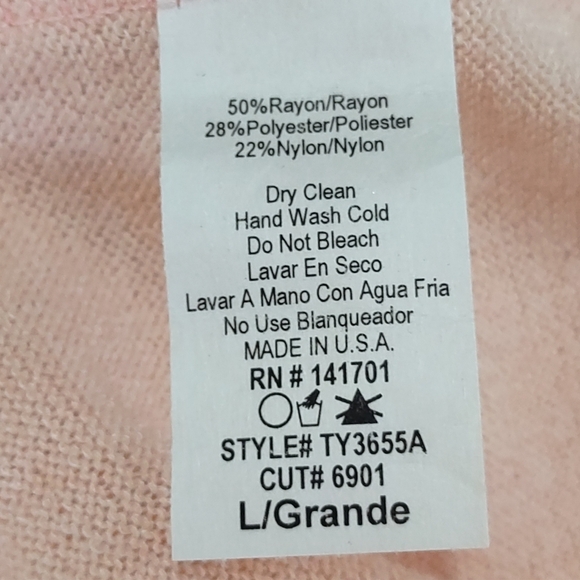 143 Story by Line Up Women's Peach Cold Shoulder Sweater Size Large NWT - Picture 9 of 9